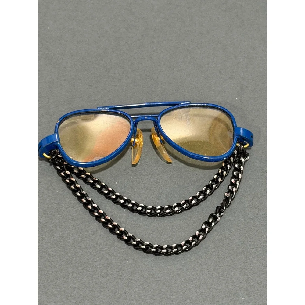 Vintage‎ Aviator Sunglasses Brooch  Blue Metal Retro Novelty Pin Dangle Chain